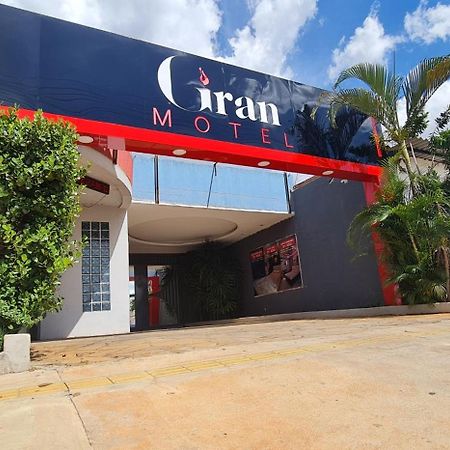 Gran Motel Gyn Goiania Bagian luar foto